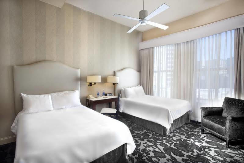 Hotel International House