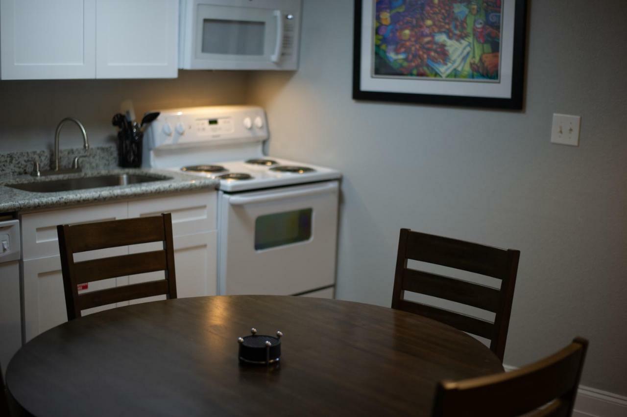 Hotel Frenchmen Orleans At 519, Ascend Collection 3*
