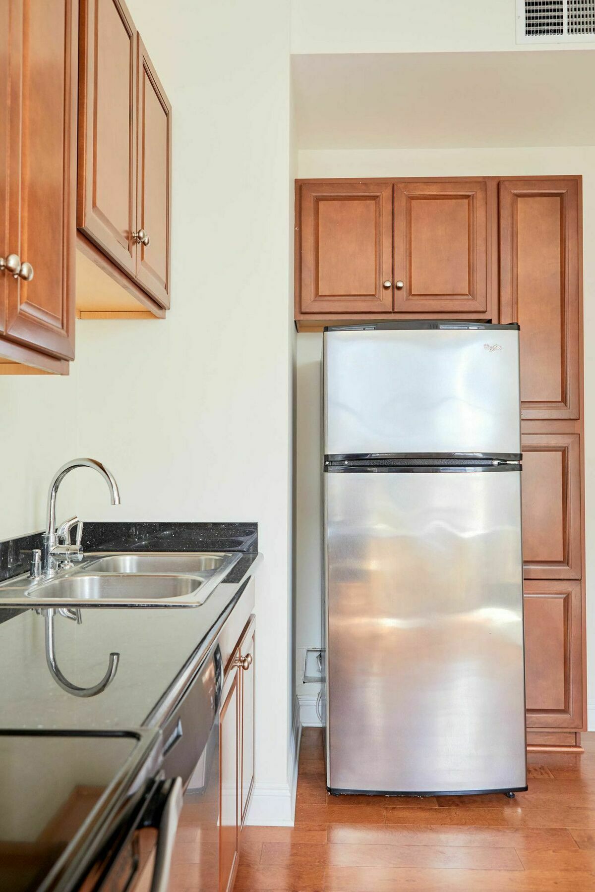 Chic 1br In Arts/warehouse District By Sonder
