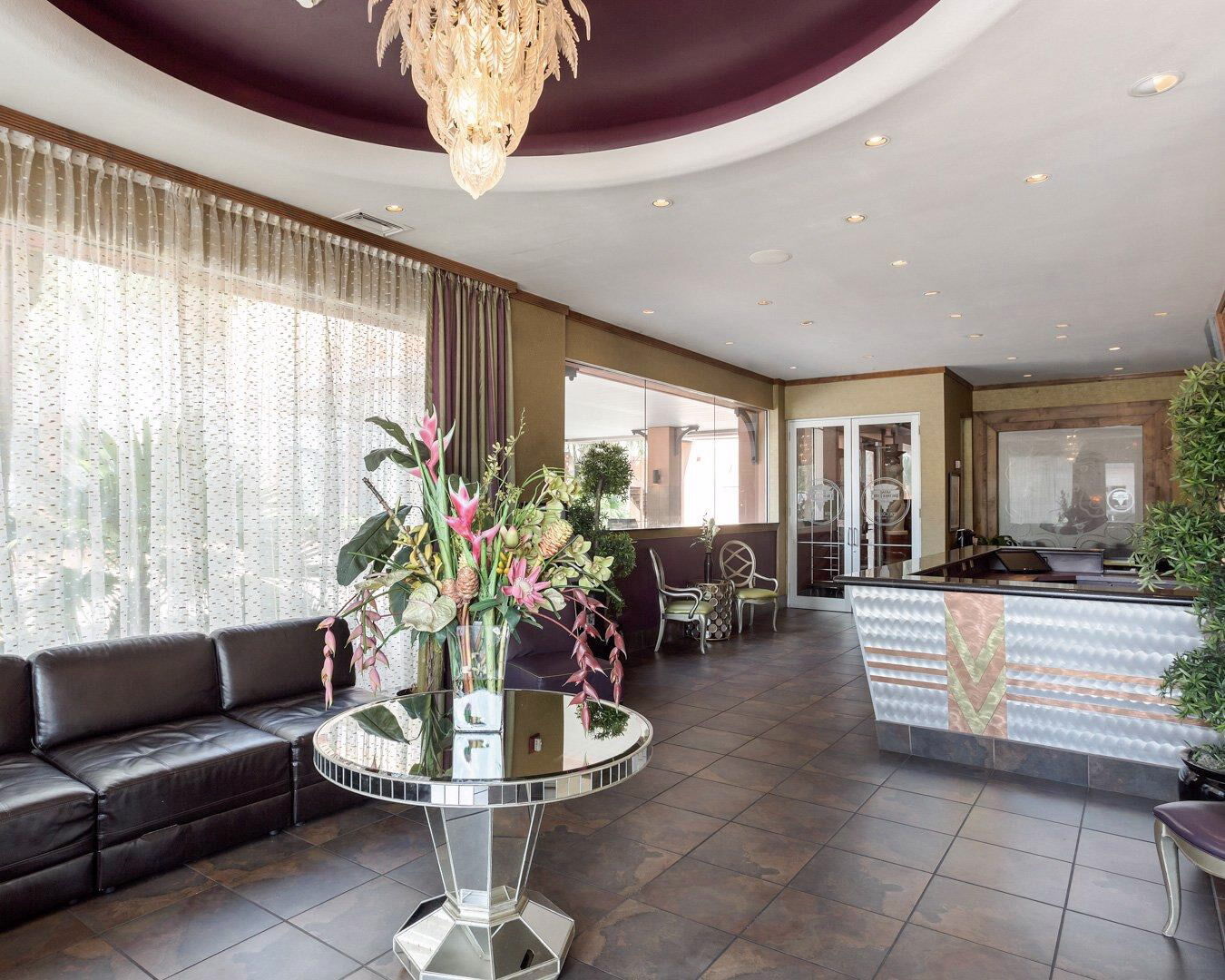 St Charles Coach House, Ascend Collection Hotel New Orleans