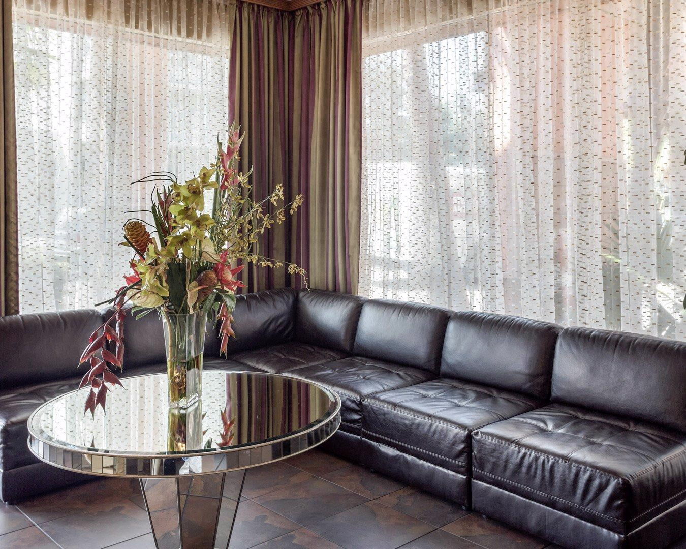 St Charles Coach House, Ascend Collection Hotel 3*