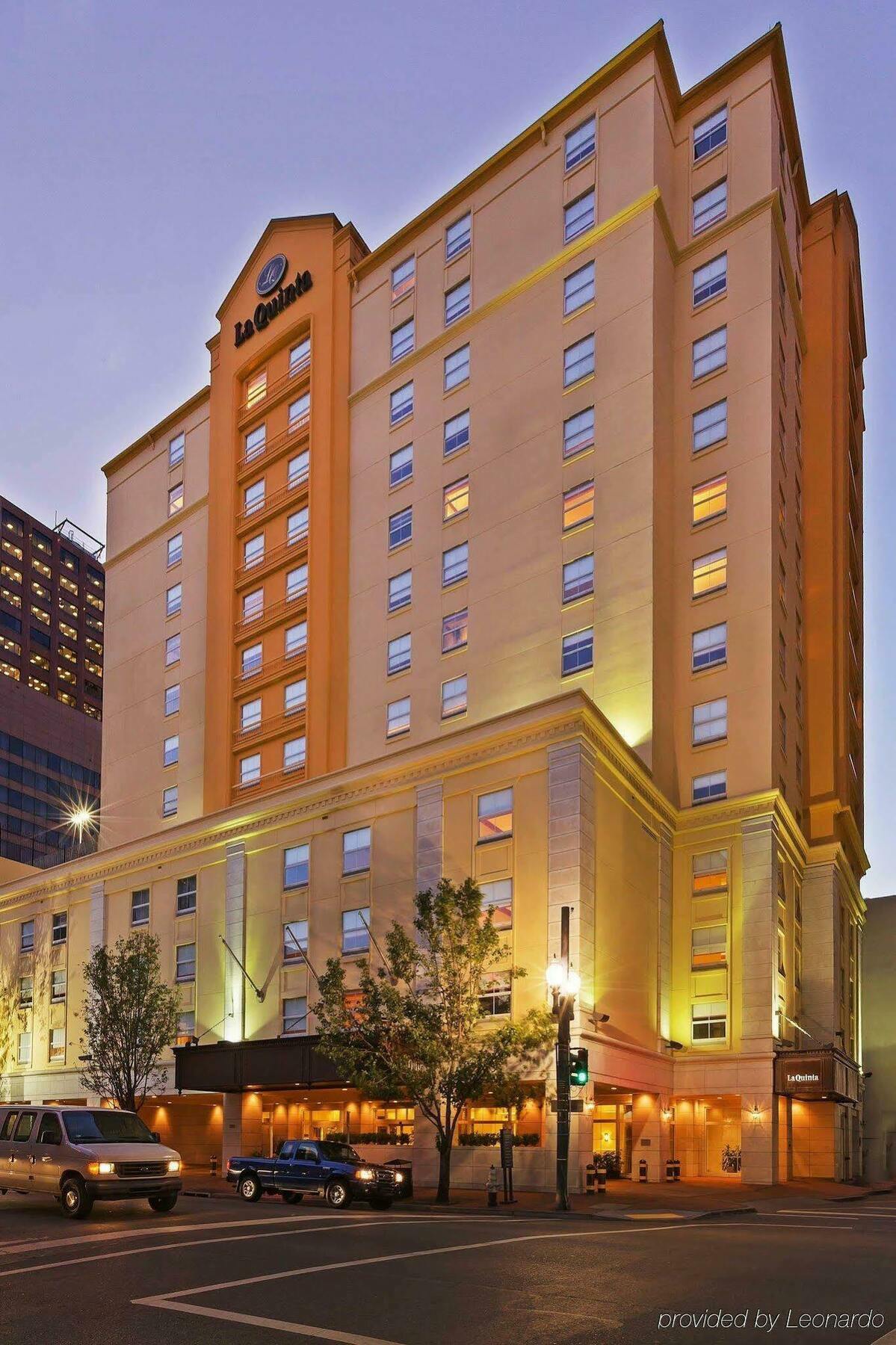 La Quinta By Wyndham Downtown Hotel