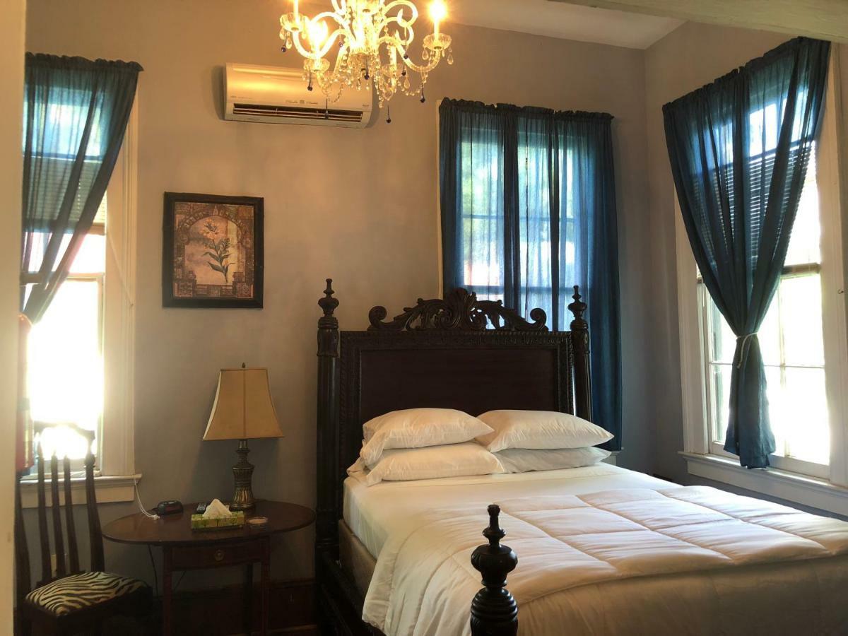 Oakview Bed & Breakfast New Orleans